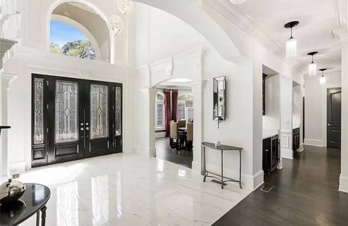 Smyrna House | Modern Gated Estate with Pool, Spa, Home Theatre and Basketball Court