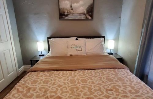 Niagara Falls Apartment | Modern Getaway, Single Bedroom Full Apartment