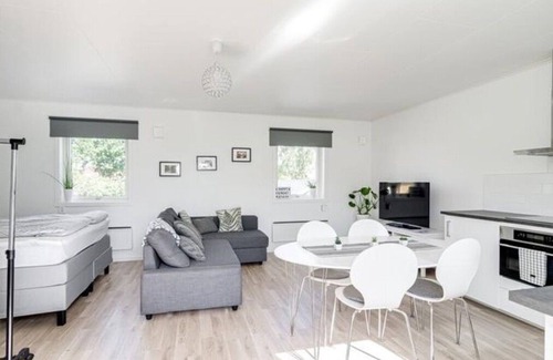 Centrum-Sandbacka House | Modern Great Stay Guest House - Studio (two beds)