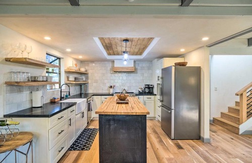 Groveland House | Modern Groveland Chalet about 25 Mi to Yosemite!