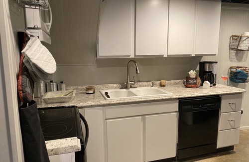Winston - Salem Apartment | Modern guest apartment in perfect location!