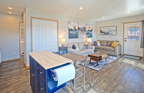 Ridgway Apartment | Modern guesthouse with mountain views!