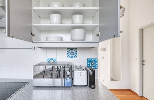 Hietzing Apartment | Modern Hietzing 1BR w/Community Garden & Private Terrace, by Blueground
