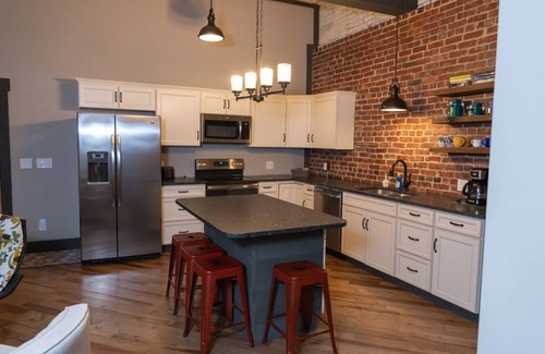 Erwin House | Modern/Historic Loft on Main Street B