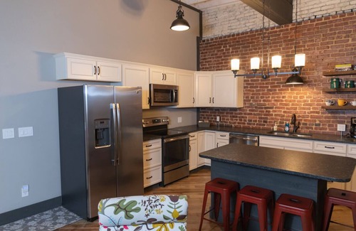 Erwin House | Modern/Historic Loft on Main Street B