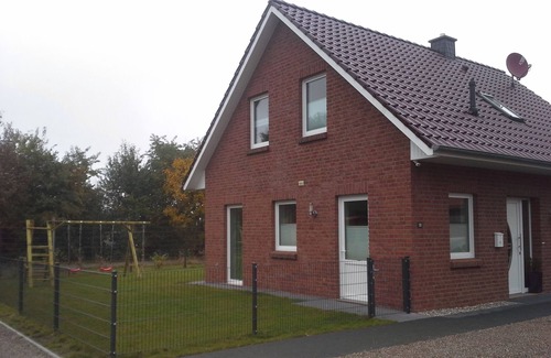 Petersfeld House | Modern holiday home for the whole family in a recreation area Thülsfelder Talsper