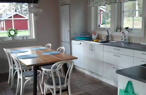 Ambjornarp House | Modern holiday home at a farmstead near Isaberg
