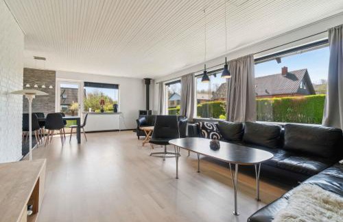 Sandkaas Villa | Modern Holiday Home With Sea View In Tejn