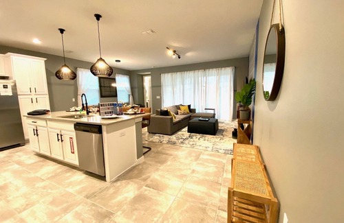 Historic Downtown Kissimmee House | Modern Home at Solara Resort