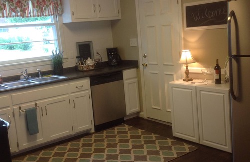 Donelson House | Modern Home in The Center of it All - Location, Location, Location!