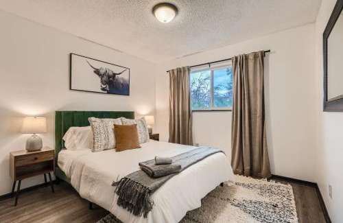 South Westminster House | Modern Home In West Denver 15 Min Close To Downtown