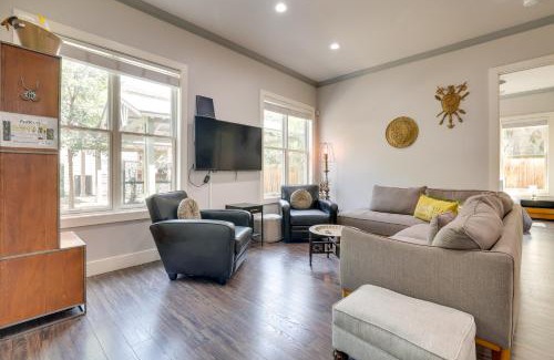 Near East Side House | Modern Home Less Than 1 Mi to Dwtn San Antonio and Riverwalk