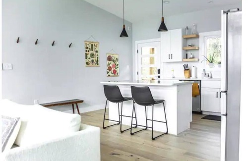 Woodfin House | Modern home - Mtn views - 4 miles to downtown AVL