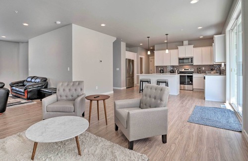 Monitor House | Modern Home Near River, Leavenworth & Chelan!