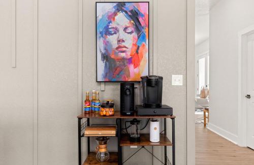 Near East Side House | Modern Home Nr Dt, River Walk, Alamo Wifi Games