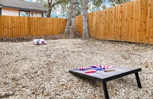Near East Side House | Modern Home Nr Dt, River Walk, Alamo Wifi Games