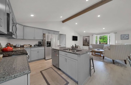 Pigeon House | Modern Home on Sand Point! 11 mins to DT caseville