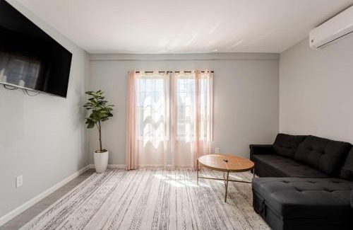 Black Rock Historic District House | Modern House in Black Rock