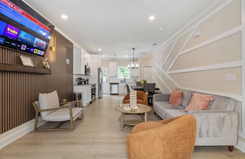 Charlotte House | Modern House in Great Location with GAME ROOM!