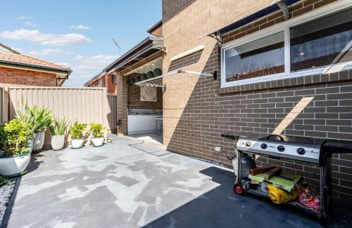 Lidcombe House | Modern House near Sydney Olympic Park