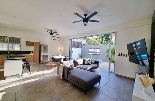 Ejidal House | Modern house/private pool/5 min beach and 5ta
