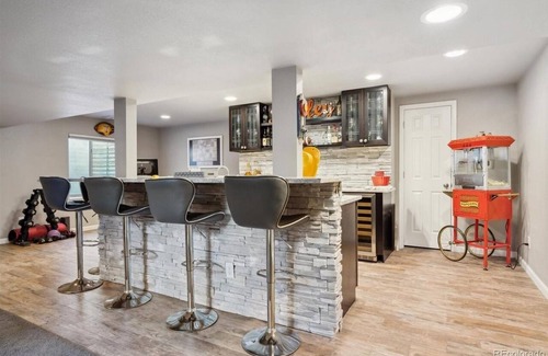 Centennial House | Modern House. SLEEP LIKE ROYALTY, SPA-Like Bathrooms, Gourmet Kitchen, location.