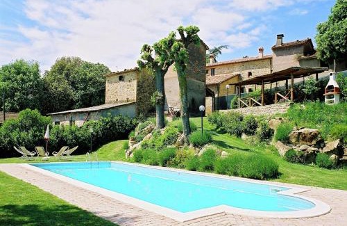 Citta di Castello House | Modern Holiday Home in Monte Santa Maria Tiberina