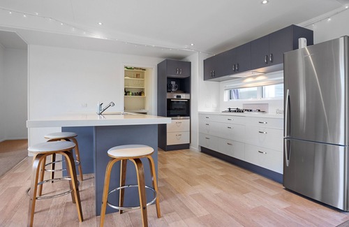 Waihi Beach House | Modern Kiwi Bach - Waihi Beach Holiday Home