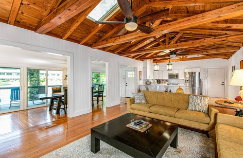 Flat Rock House | Modern lake-front home with dock, furnished deck, pool, tennis & fast WiFi