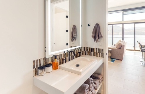 Manson House | Modern lake house w/waterfront access, lake views & mid-century modern touches.