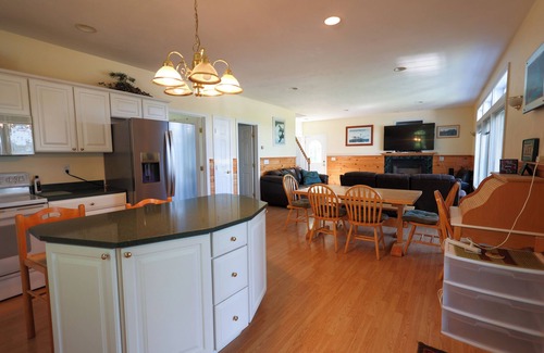 Meredith House | Modern Lakefront 4 Bdrm, 3 Bath, Home Close To Meredith Center, Beautiful Views