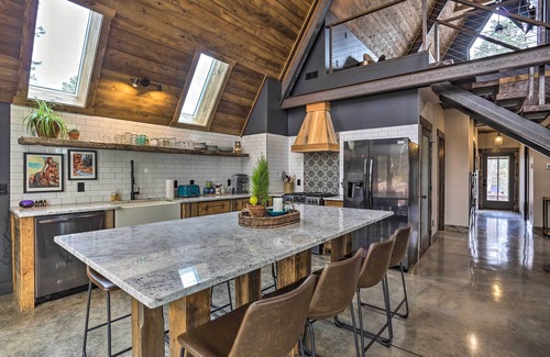 Deadwood Cabin | Modern Lead A-Frame w/Hot Tub: Hike, Bike & ATV!