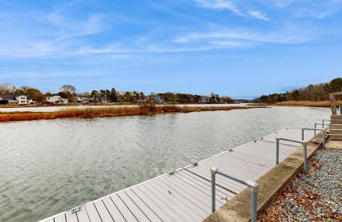 East Falmouth House | Modern Life by the Water
