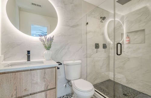 Dunean House | Modern Living in gvl205