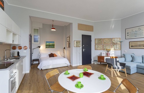 San Vincenzo Apartment | Modern Loft in the City Center