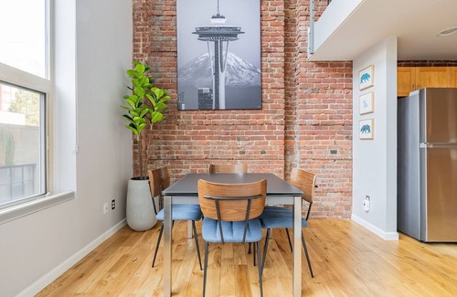 Belltown Condo | Modern Loft in the Heart of Seattle