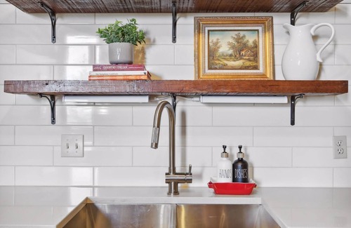 Nicollet Island Apartment | Modern Loft in Trendy North Loop Location