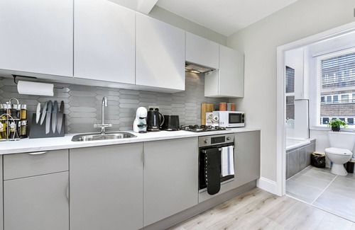 Fulham Broadway Apartment | Modern London Apartment Close To Tube Station