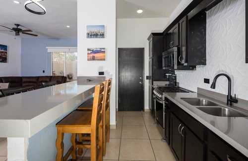 Centro House | Modern Lux Town Home, 5 Min from Public Beach & Walmart