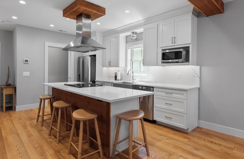 Chestertown Apartment | Modern Lux Upstairs apt in Chestertown/Family Friendly/Walk to Shops and Dining!