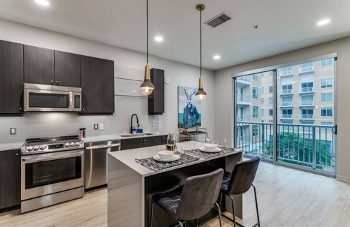 Cityplace Apartment | Modern, luxury 1-bedroom in West Village