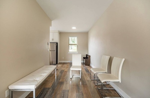 Mill Lake House | Modern luxury 3bedroom 3 bath with huge patio