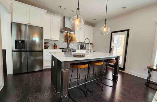 Pittsburgh House | Modern Luxury in Heart of ATL!