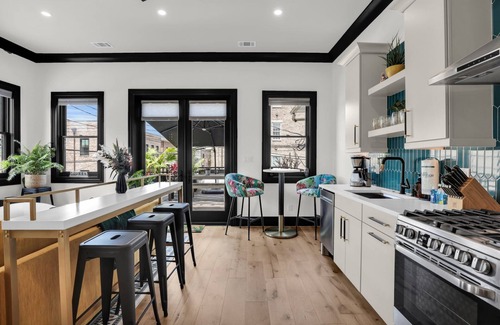 Historic District - North House | Modern Luxury Living in Unbeatable Location w/Rooftop Deck by Lucky Savannah