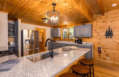 Foscoe Cabin | Modern Luxury Mountain Cabin