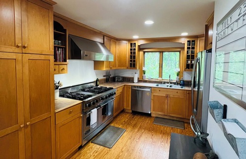 Brooksville House | Modern luxury nestled in peaceful, wooded, idyllic coastal Maine