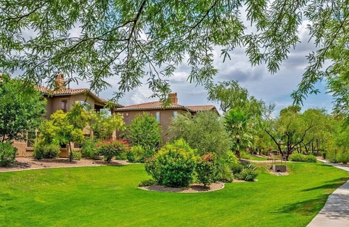 Central Scottsdale Condo | Modern Luxury Resort Style 3 BR Condo in Scottsdale - Newly Renovated