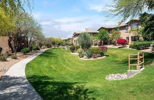 Central Scottsdale Condo | Modern Luxury Resort Style 3 BR Condo in Scottsdale - Newly Renovated