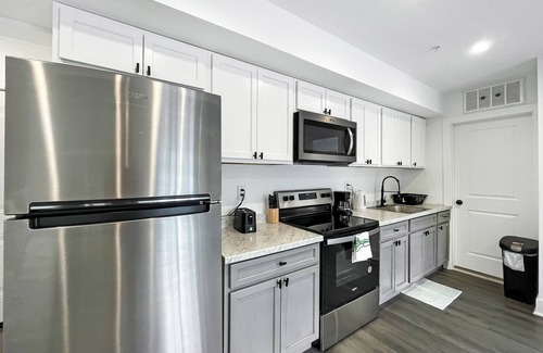 Petworth Bed & Breakfast | Modern & Luxury Unit | In-House Services