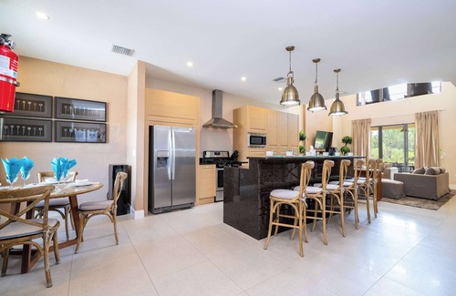 Florida Central Atlantic Coast House | Modern Magic Village Home for 8 with Grill 3131
